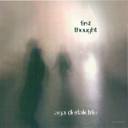 Album-Review: Aga Derlak Trio - First Thought Aga Derlak Trio: First Thought