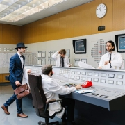 Album-Review: The Weight - In Control The Weight: In Control