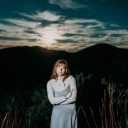 Album-Review: Courtney Marie Andrews - Old Flowers Courtney Marie Andrews: Old Flowers