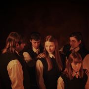 Album-Review: Rosier - Elle Veille Encore Rosier: Elle Veille Encore