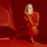 Album-Review: Antoni - Holding Tight Lightly Antoni: Holding Tight Lightly