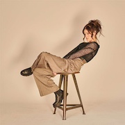 Album-Review: Madeline Juno - Nur zu Besuch Madeline Juno: Nur zu Besuch